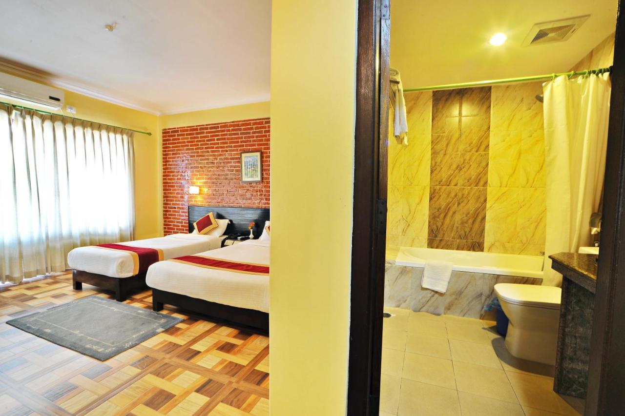 Hotel Dandelion Pokhara Luaran gambar