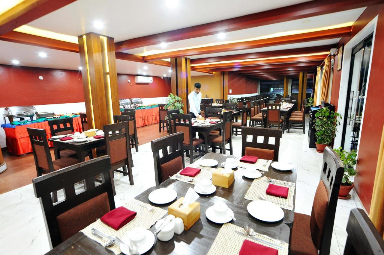 Hotel Dandelion Pokhara Luaran gambar