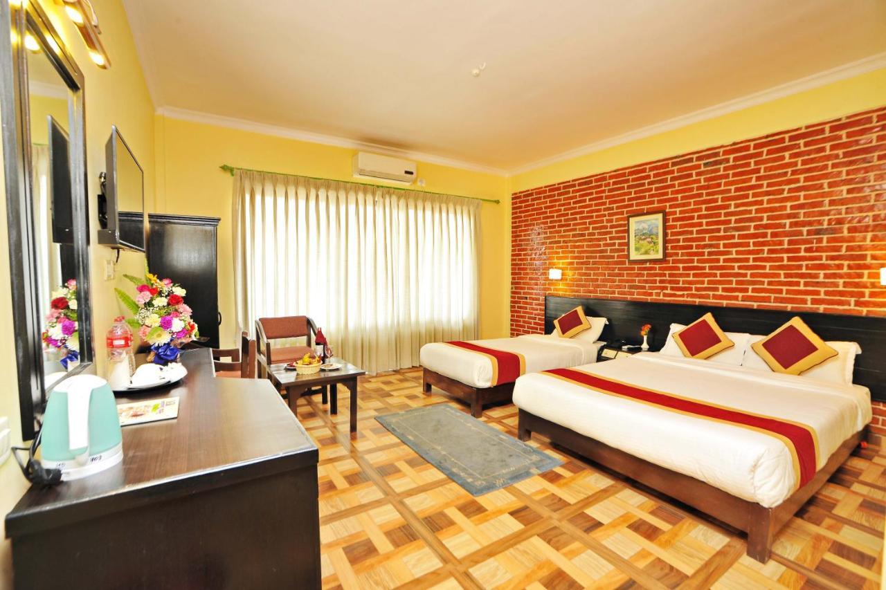 Hotel Dandelion Pokhara Luaran gambar